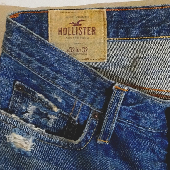 Hollister Classic Straight Denim Jeans ~Size: W32 by L32 Dark Blue light Stone - Picture 2 of 8